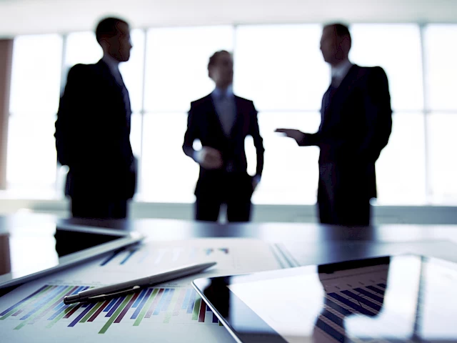 Про партнера